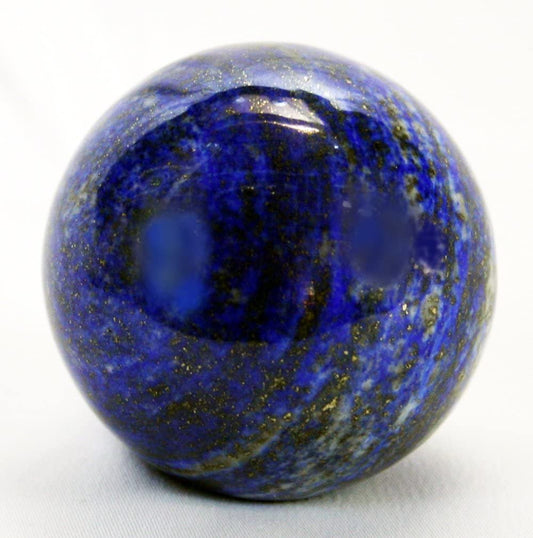 The Healing Powers of Lapis Lazuli: An Exploration of the Gemstone’s Mystical Properties