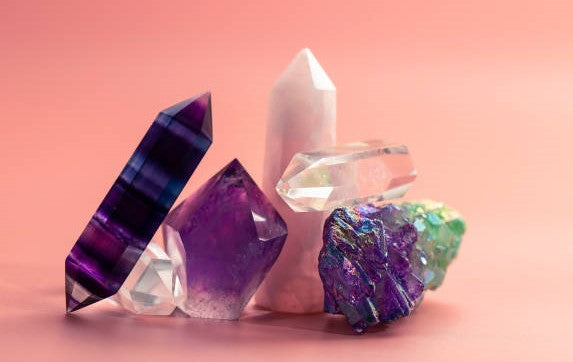 How Can Gemstones Boost Your Summer Vibes