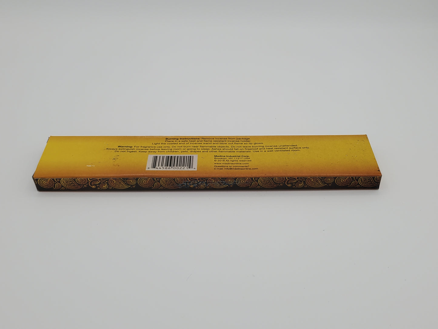 Sensual Serenity: Transform Your Atmosphere with Madina's Sandalwood Incense Sticks